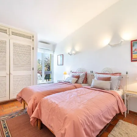 Willa Bougainvilla - Vilamoura - Pool - Free Wifi - Air Con Quarteira