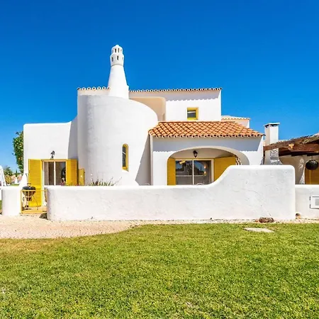 Bougainvilla - Vilamoura - Pool - Free Wifi - Air Con * 奎特里拉