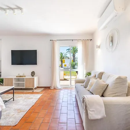 别墅 Bougainvilla - Vilamoura - Pool - Free Wifi - Air Con *