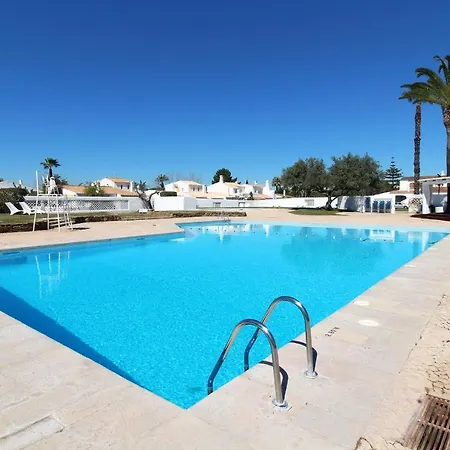 Bougainvilla - Vilamoura - Pool - Free Wifi - Air Con Vila Quarteira