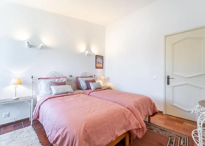 别墅 Bougainvilla - Vilamoura - Pool - Free Wifi - Air Con 奎特里拉