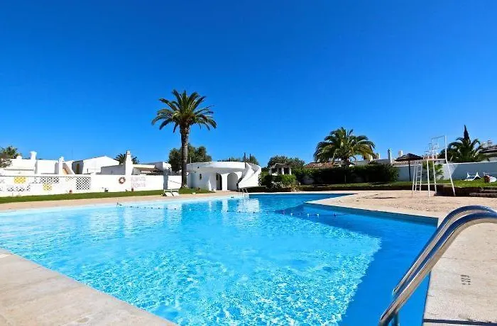 Вилла Bougainvilla - Vilamoura - Pool - Free Wifi - Air Con