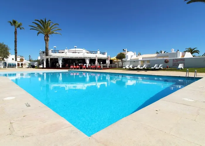 Bougainvilla - Vilamoura - Pool - Free Wifi - Air Con 别墅