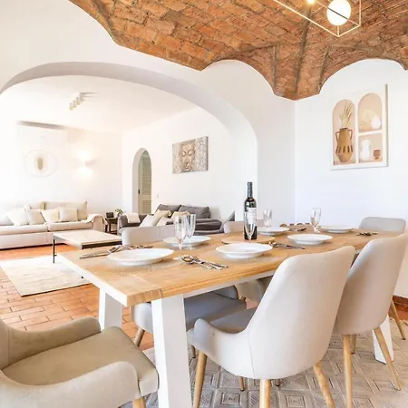 Bougainvilla - Vilamoura - Pool - Free Wifi - Air Con *