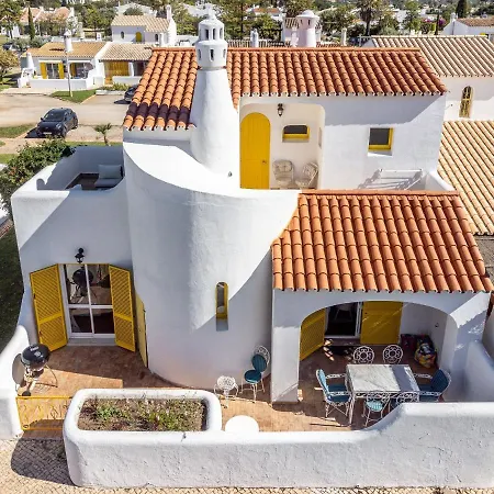 Bougainvilla - Vilamoura - Pool - Free Wifi - Air Con * Quarteira